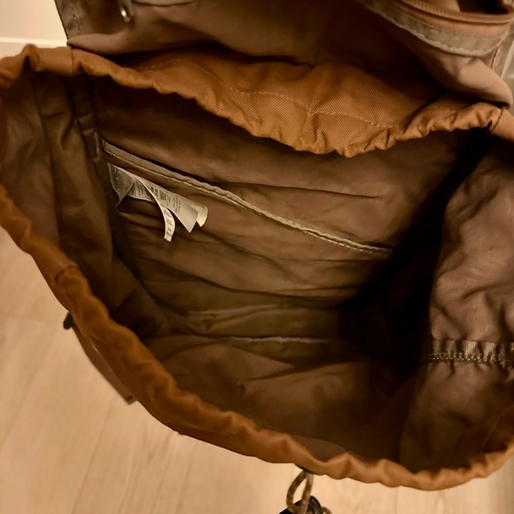 Patagonia Backpack - Picture 4 of 5